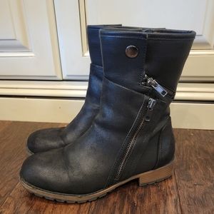 Maurices black boots size 6
